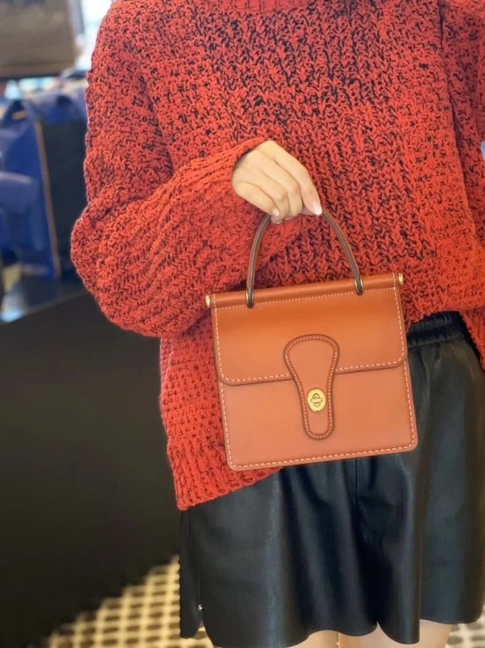 Coach Willis 18 Top-Handle Satchel Orange - Picture 6 of 7